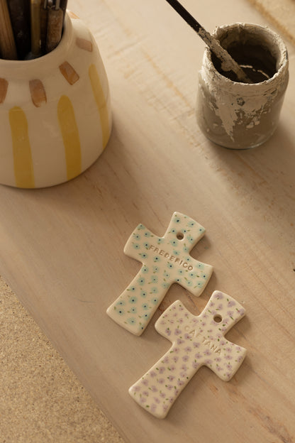 cruzes pintadas à mão 