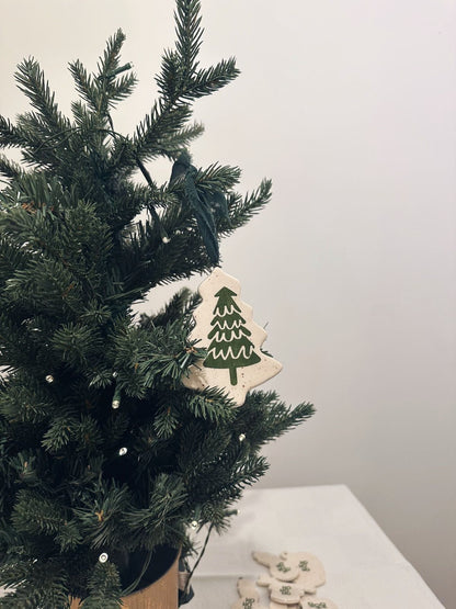 handcrafted christmas ornaments –  christmas tree