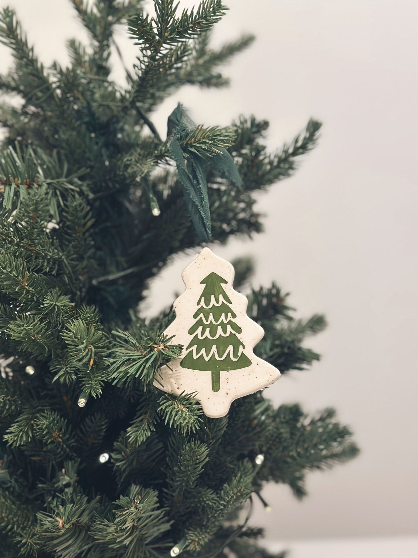 handcrafted christmas ornaments –  christmas tree